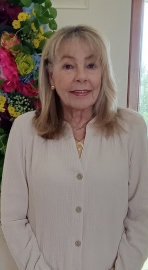 Dorothy "Elaine" Burns Profile Photo