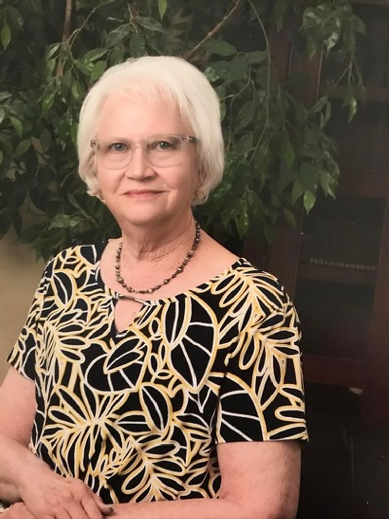 Carol Lee Resneder Profile Photo