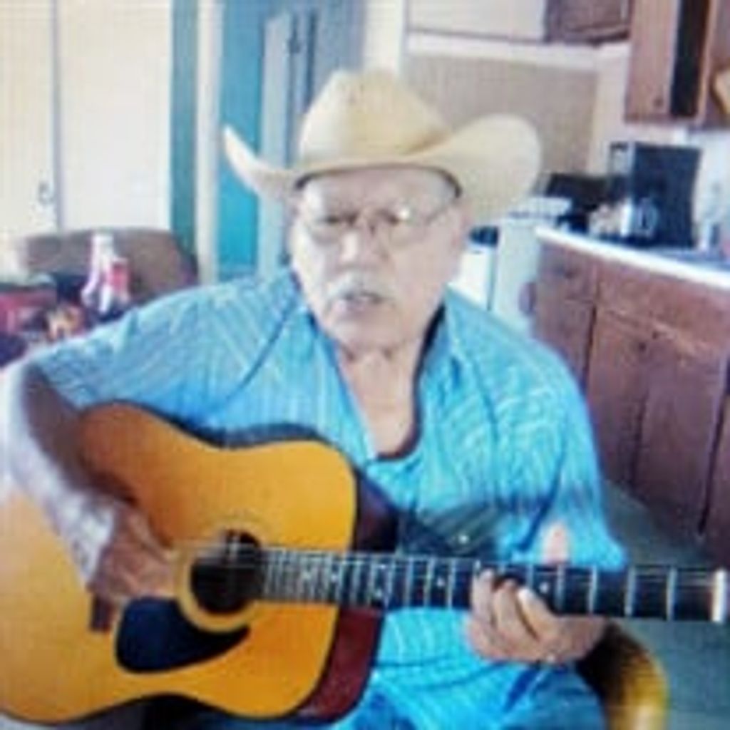 Daniel R. Suniga Profile Photo
