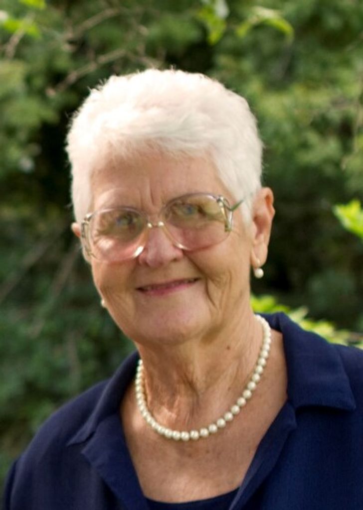 Louise Seay Jones Profile Photo
