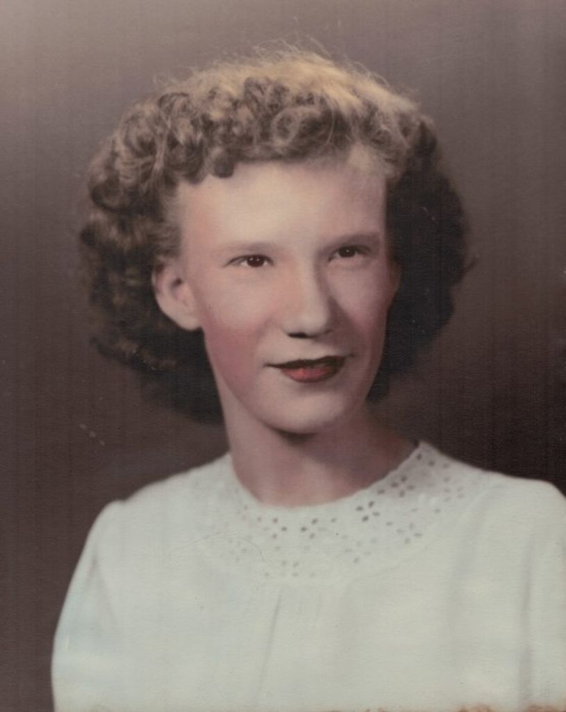 Pearl M Walton