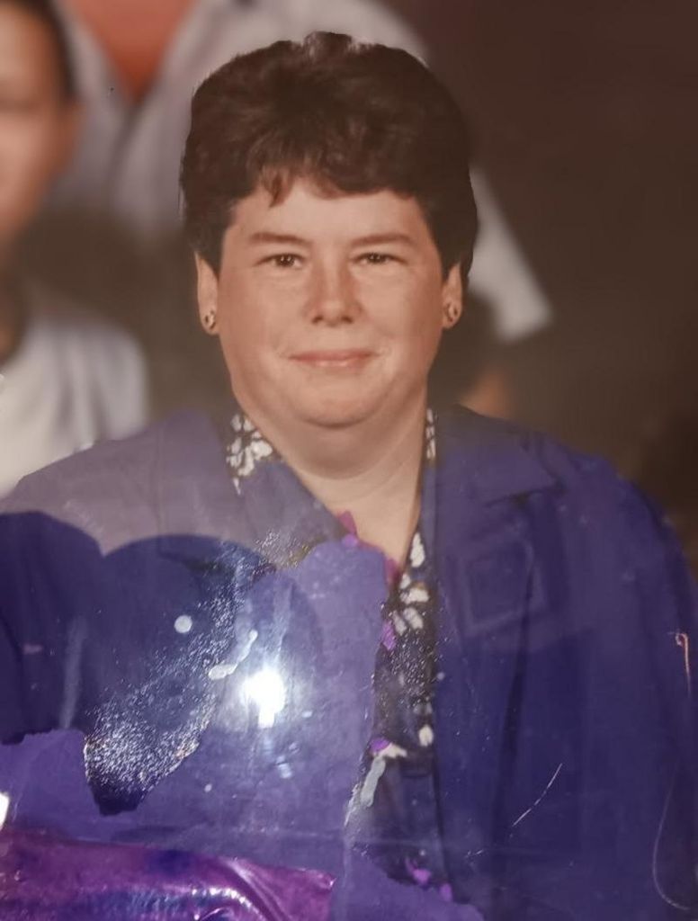 Linda Hoffman Profile Photo