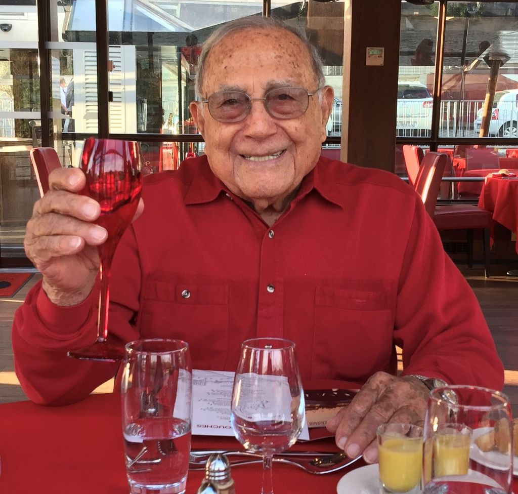 Lou Ely "Lou" Benoist