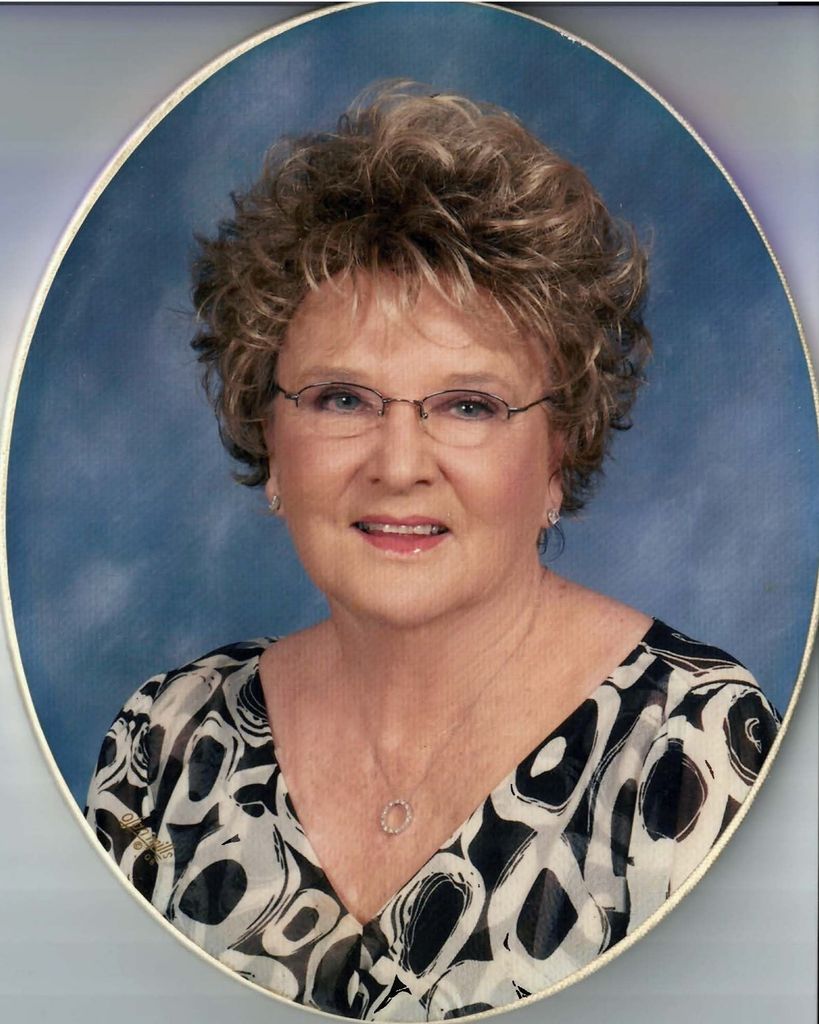 Gladys Mae Holub Profile Photo