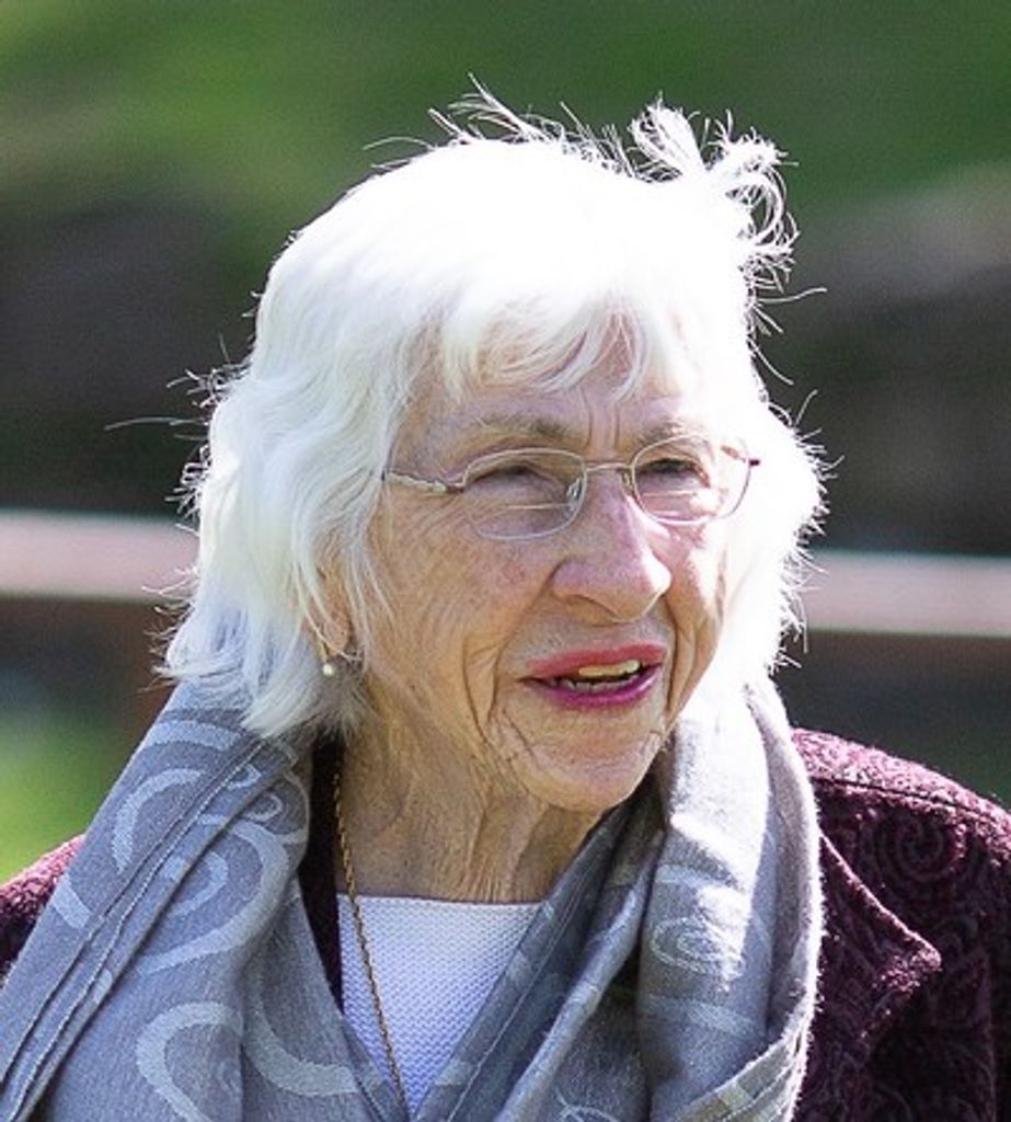 Evelyn Rowlee-Vittum Profile Photo