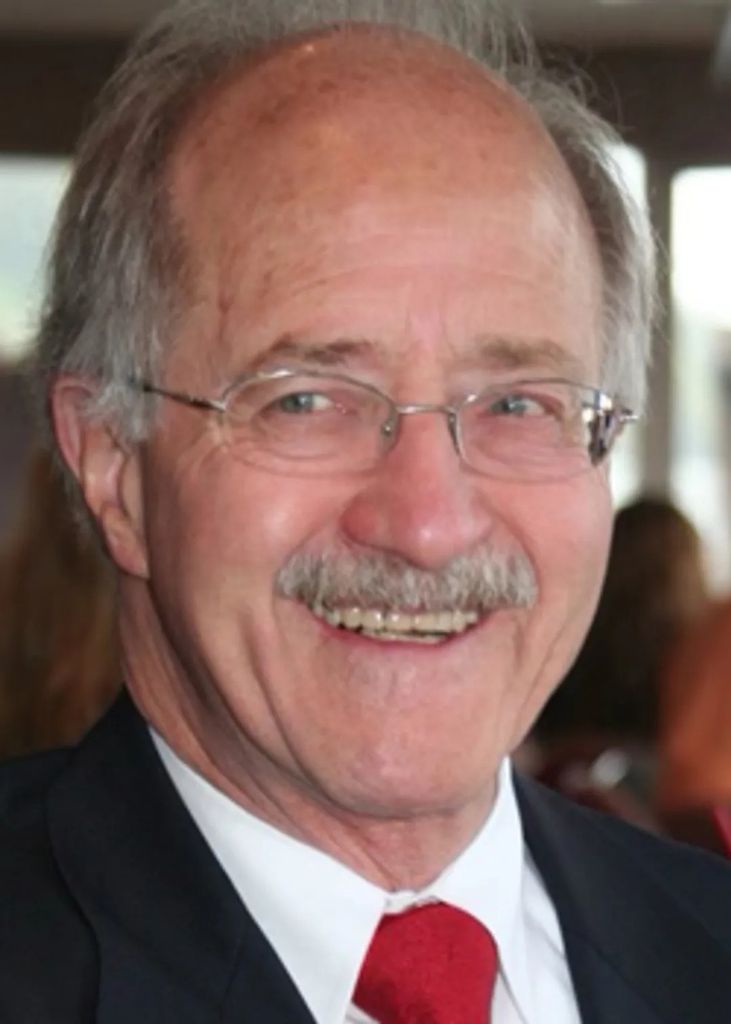 Robert Brower Profile Photo