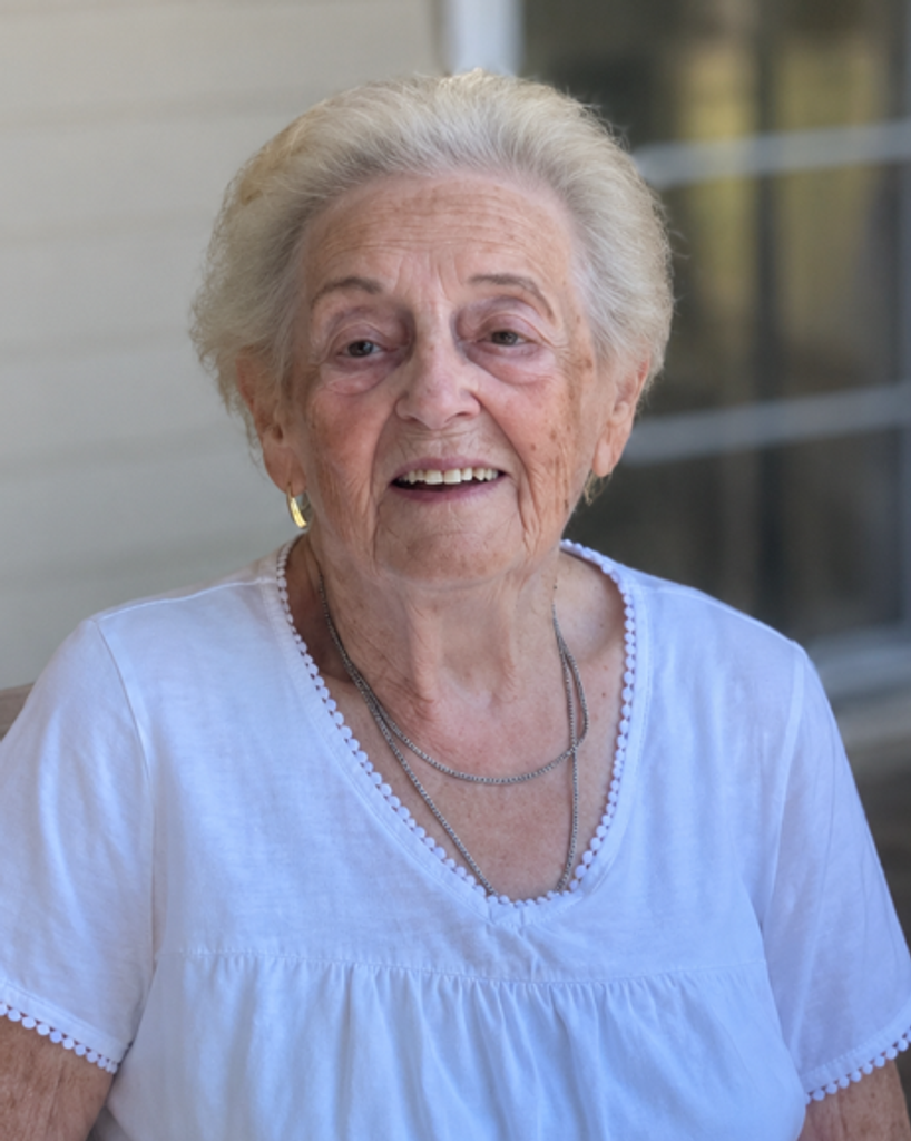 Evelyn L. Bennett Profile Photo