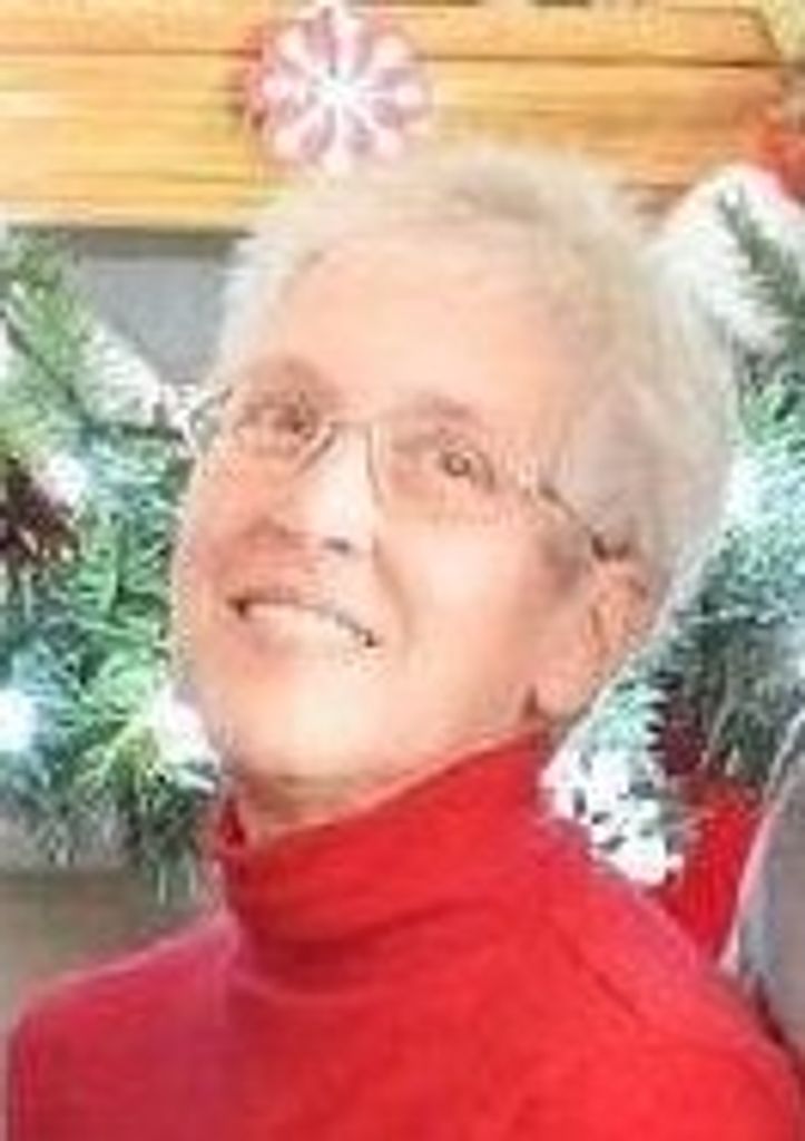 Mary Jo (Sourile)  Grubich