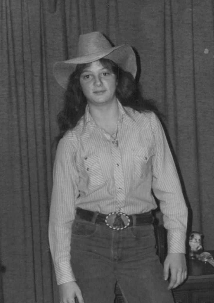 Gloria Cousin