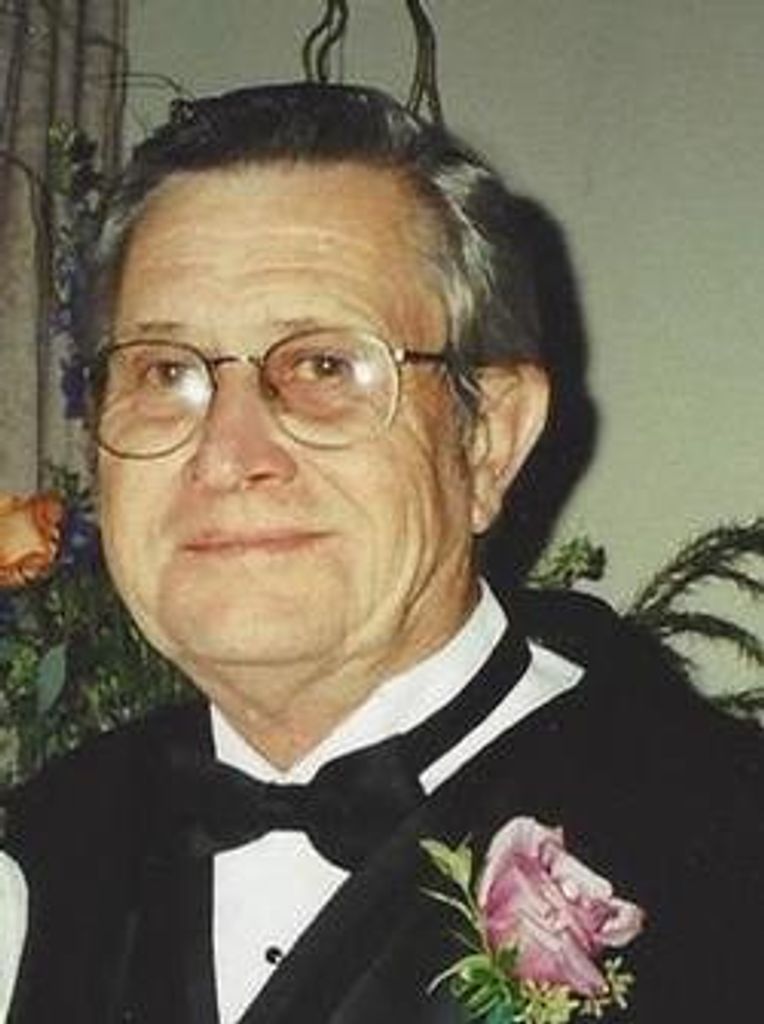 Lyle L. Sievert Profile Photo