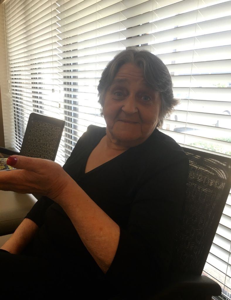 Oma Lou Moore Profile Photo