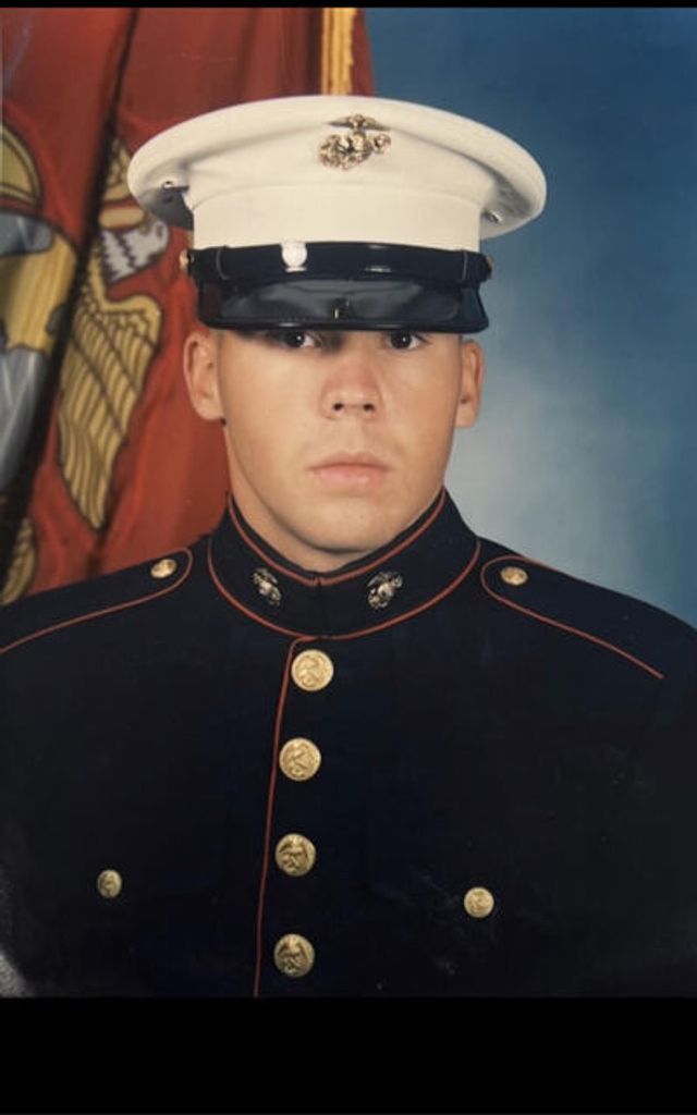 Justin Davis Profile Photo