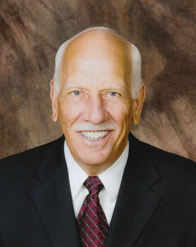 Dr. Joseph Edward Grush Profile Photo