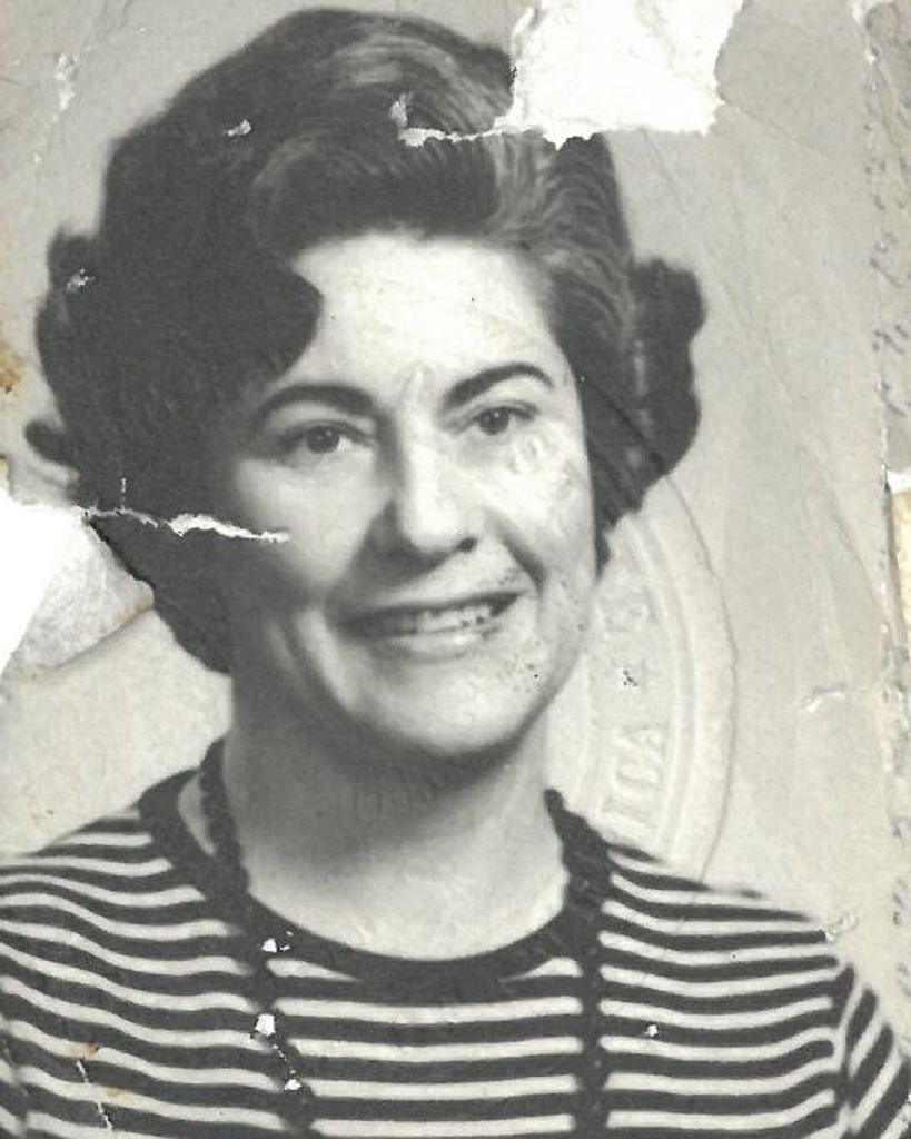 Nada Mays Sweeney