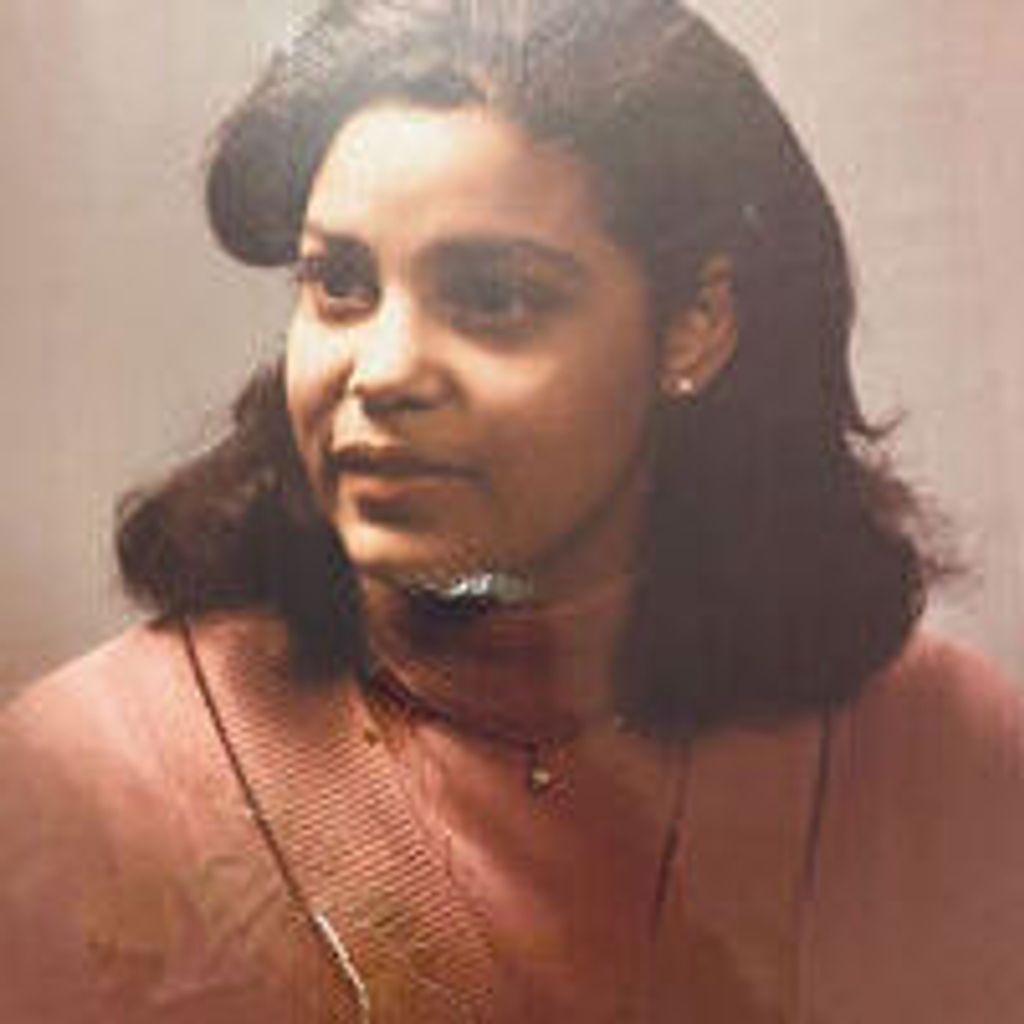Gwendolyn Lynette Carter-Jones