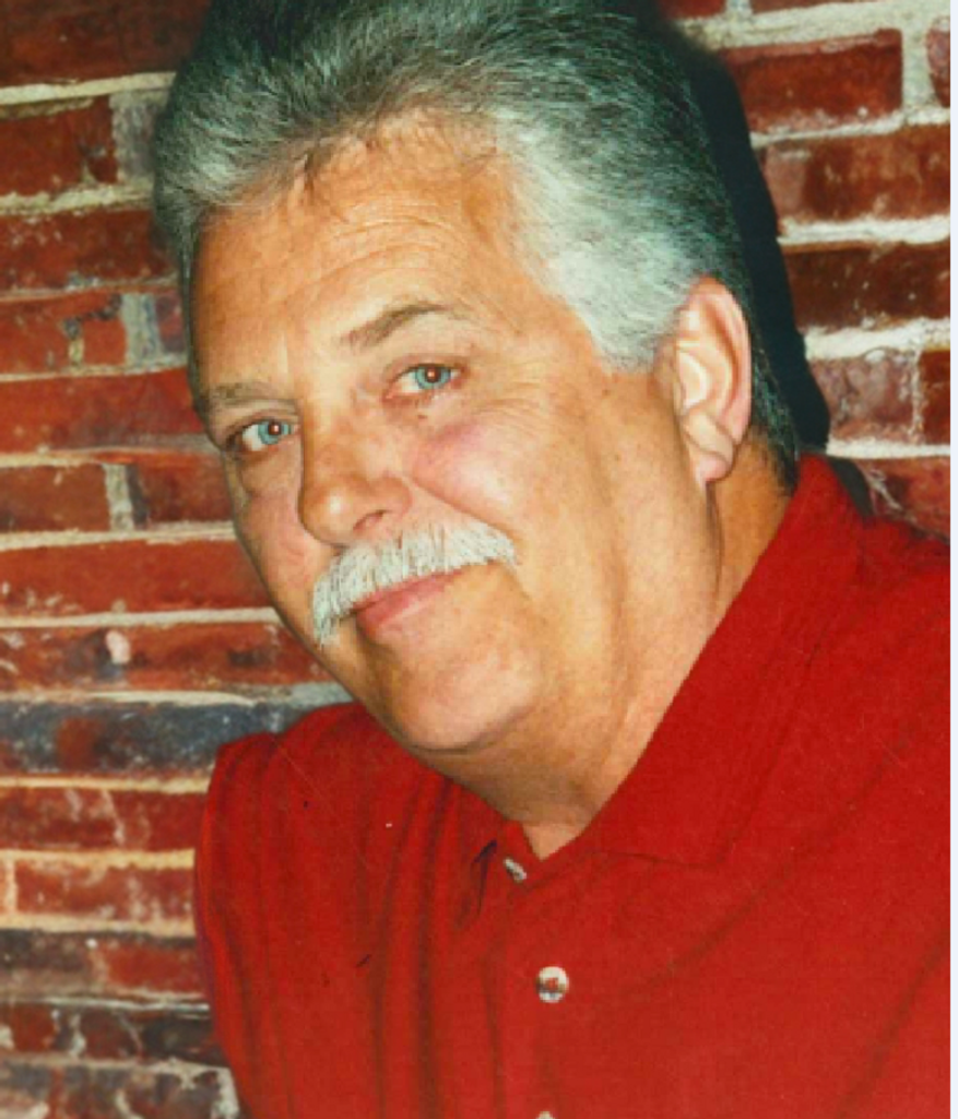 Robert Jacob Bradley Profile Photo