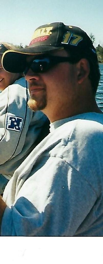 Kristofer Andreas Mueller