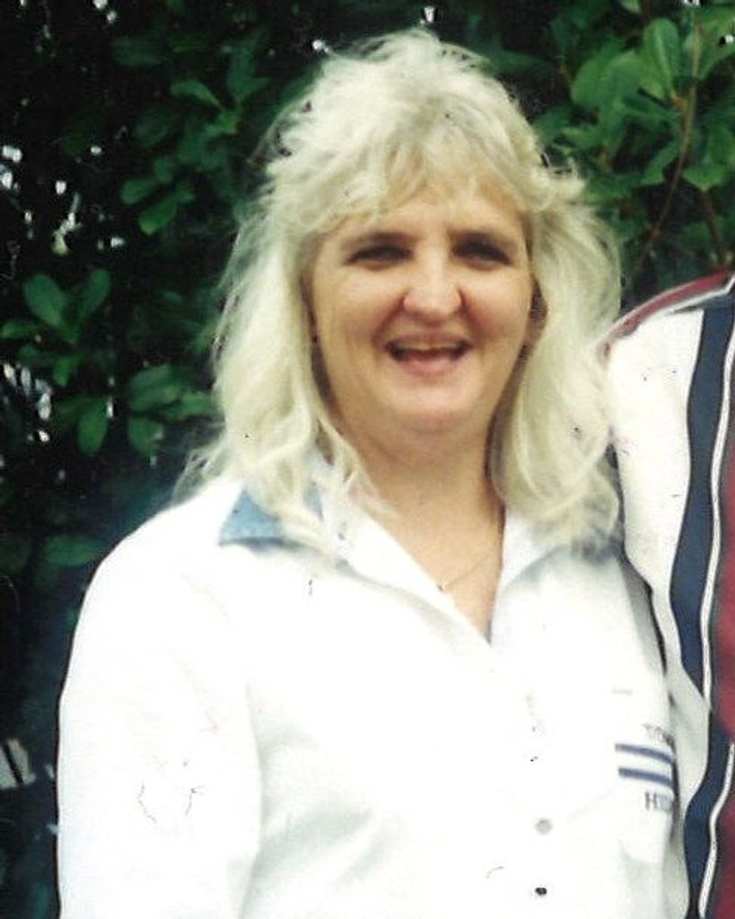 Debra "Debbie" Lucille Hall Profile Photo