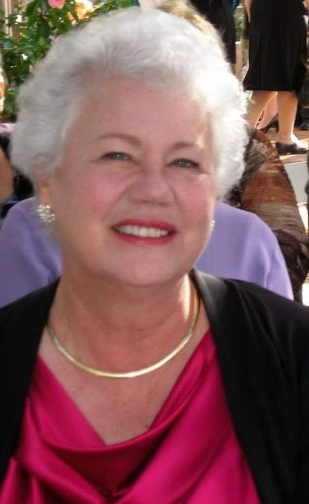 Natacha Carlene Oliver