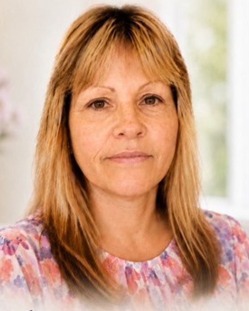Gloria Lucero