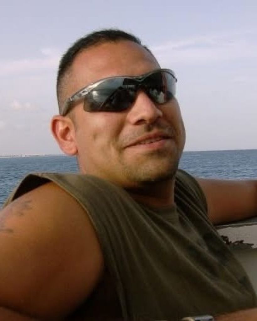 Robert Lee Wells Profile Photo