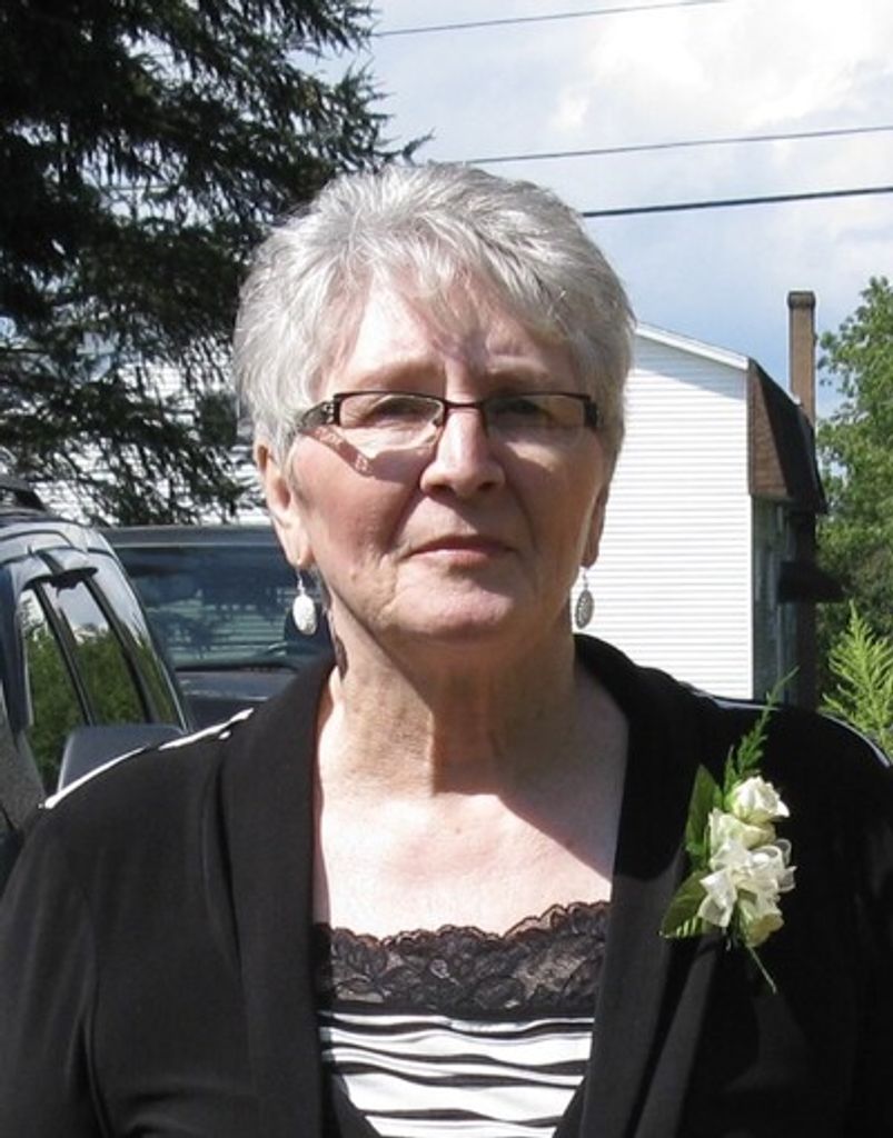 Hettie Winnifred Curlew Profile Photo