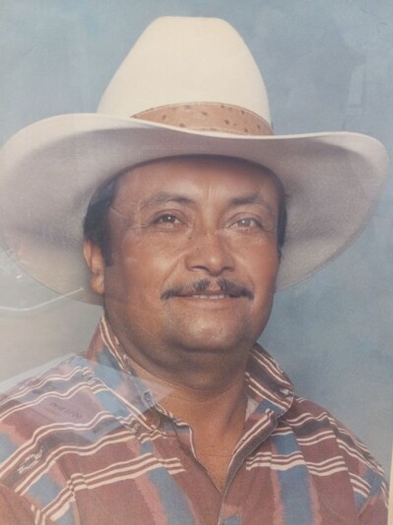Exequiel Mondragon Cordova Profile Photo