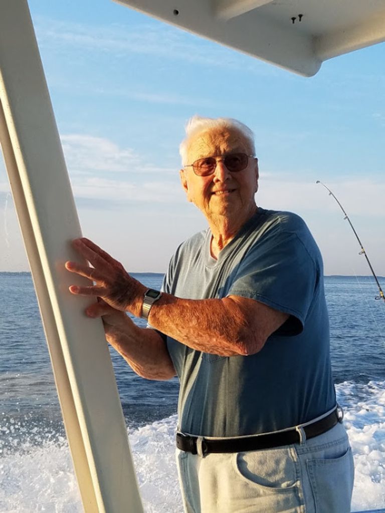 Carlton R. "Buck" Thomas, Sr. Profile Photo
