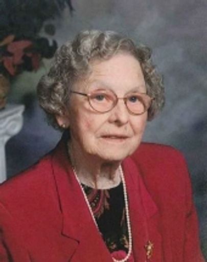 Lois Smith photo gallery thumbnail 1 of 1