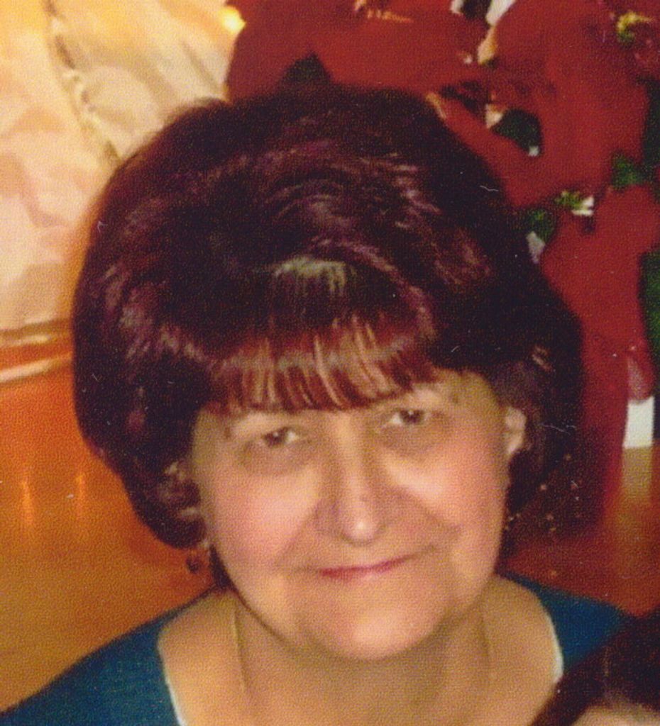 Linda L. (Lavallee)  Fellela