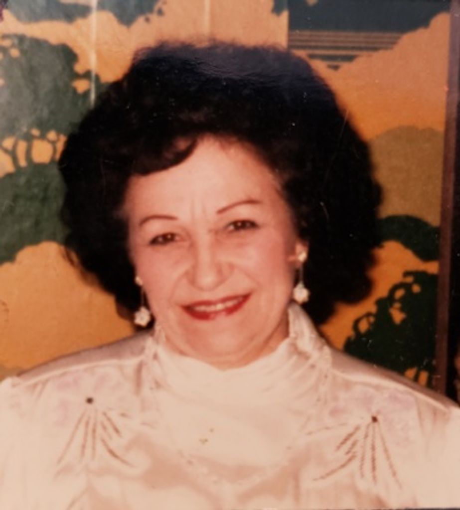 Mabel Chmiekewski Profile Photo