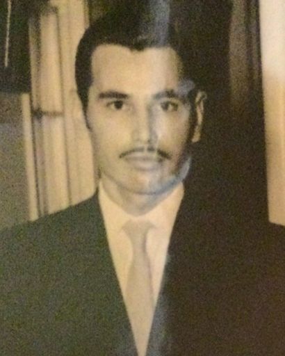 Heliberto Farias's obituary image