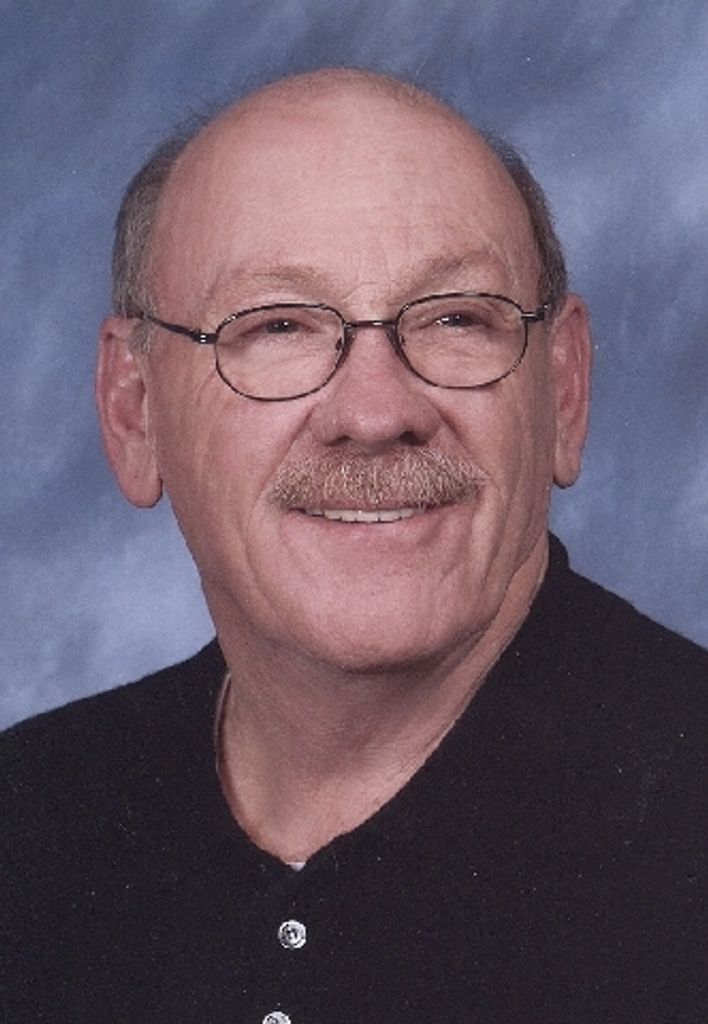 Michael R 'Mike' Mobley