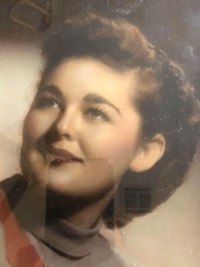 Helen Lorraine Gibson Profile Photo