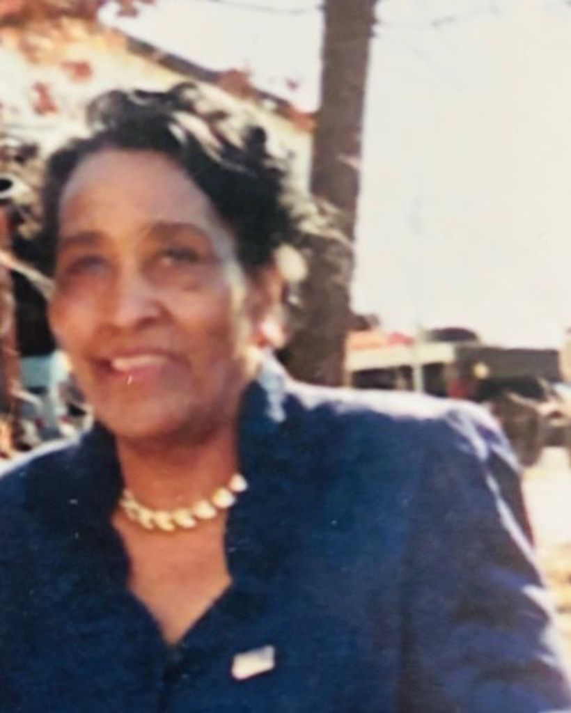 Pauline Harris Giles Profile Photo