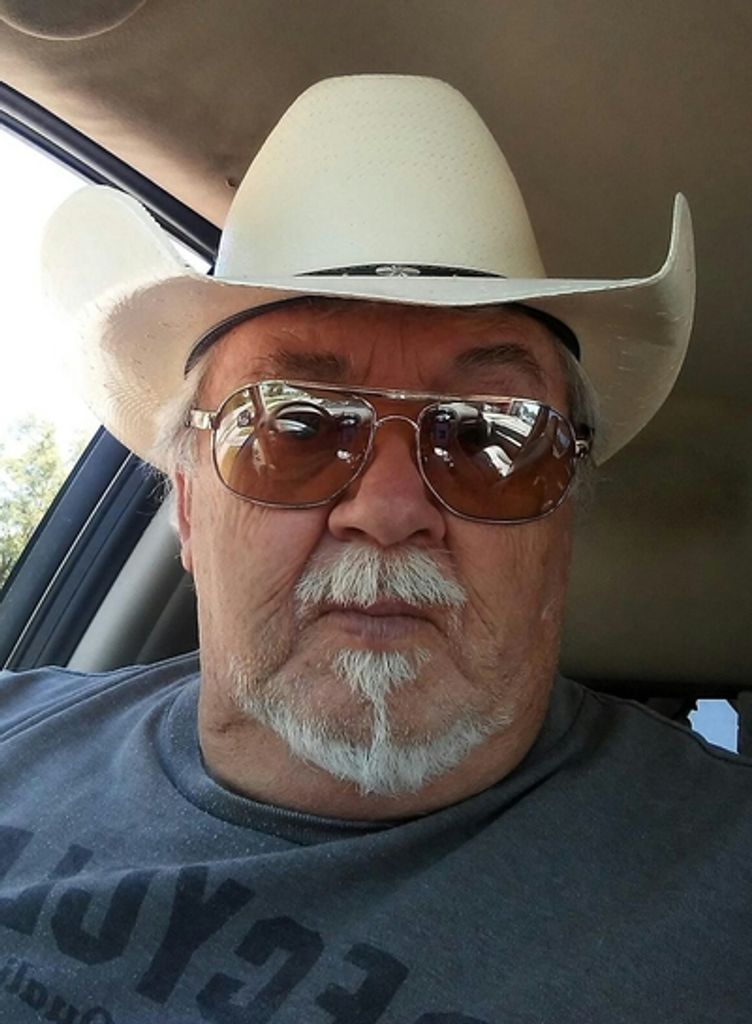 Dewey Bowling Profile Photo