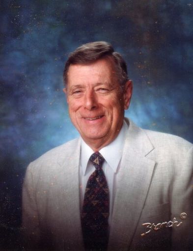 Photo of Gene Lee