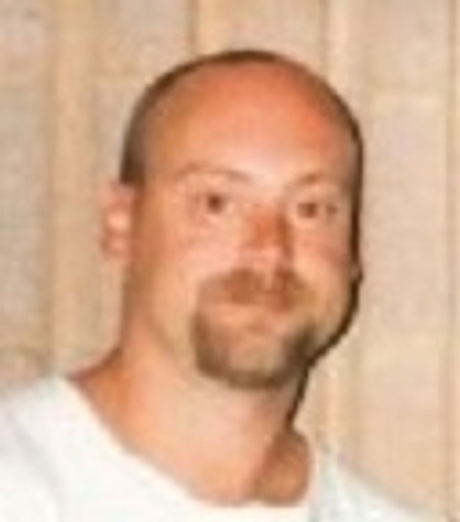 Gary Paul Kennett Profile Photo