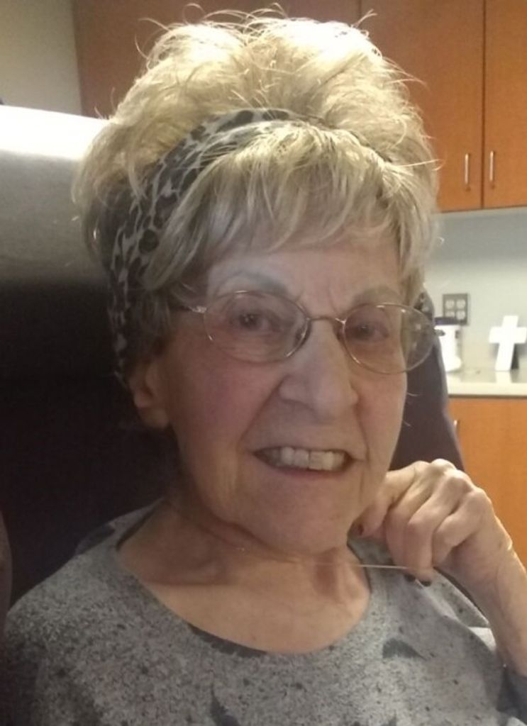 Nancy L. (Tomei)  Laface