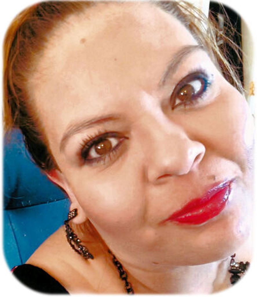 Eva Maria Escalante Profile Photo