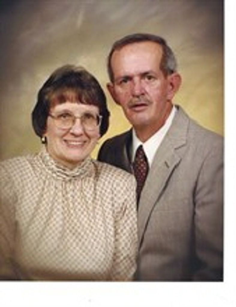 Charles "Tom"  T. Dils