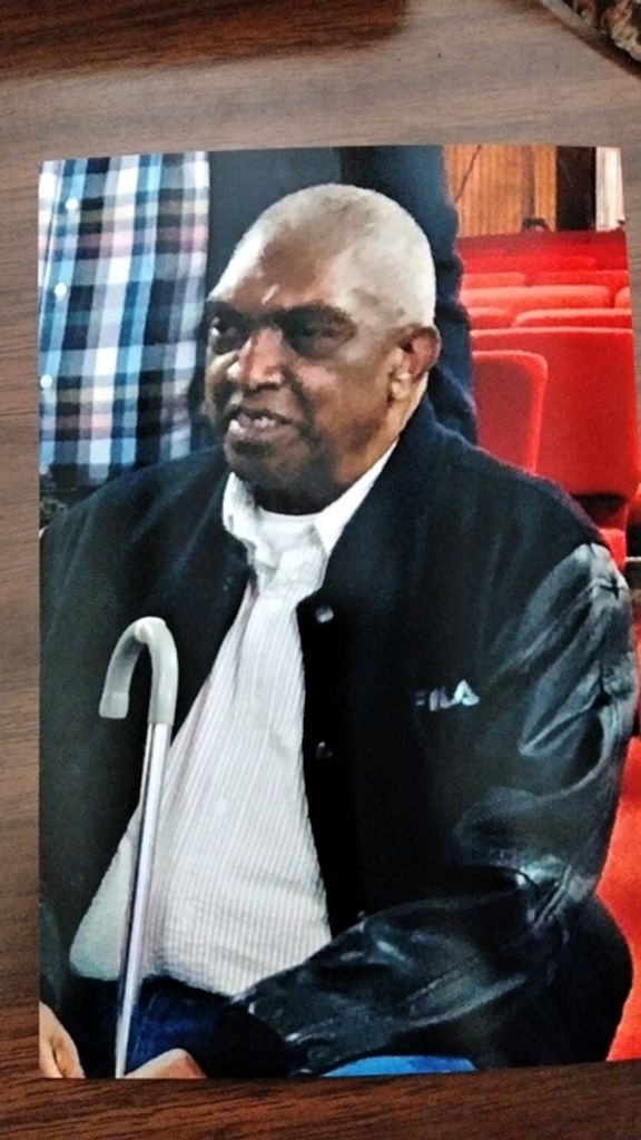 Mr. Vincent Hollingsworth Profile Photo