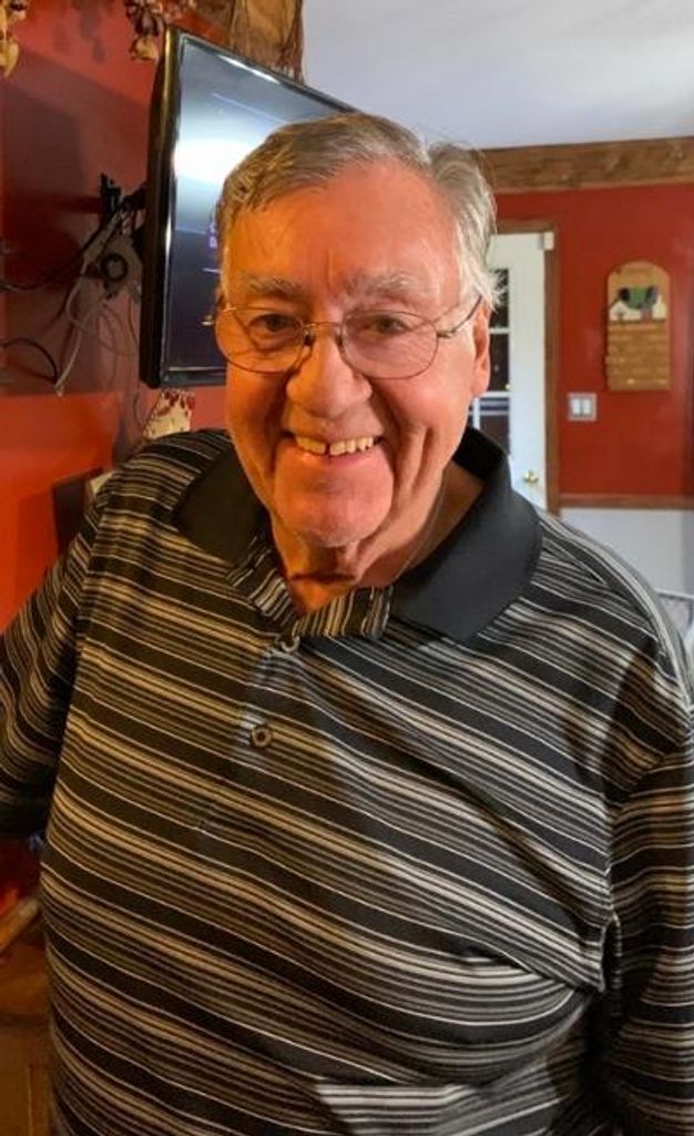 Thomas Robert Tracy Profile Photo