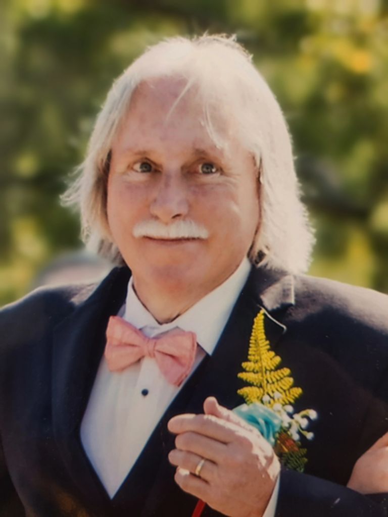 Thomas Dale Ouellette Profile Photo