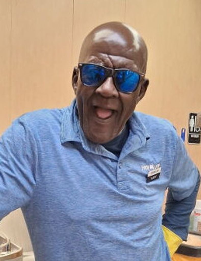 Albert Davis Profile Photo