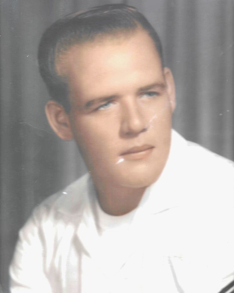 Robert Thomas Profile Photo