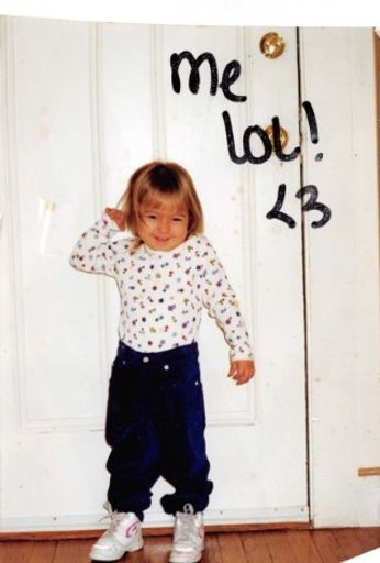 Kerri Mary Scott photo gallery thumbnail 31 of 144