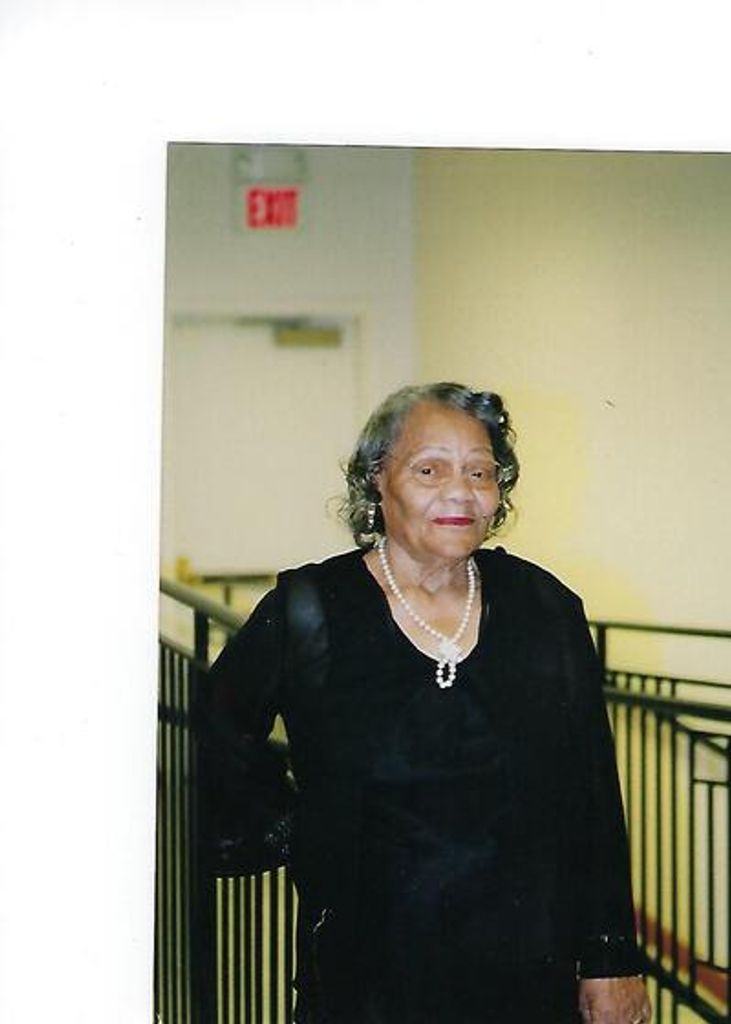 Julia Alice Washington Profile Photo