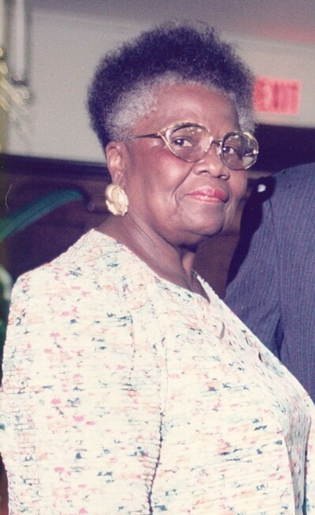 Eva Williams Profile Photo
