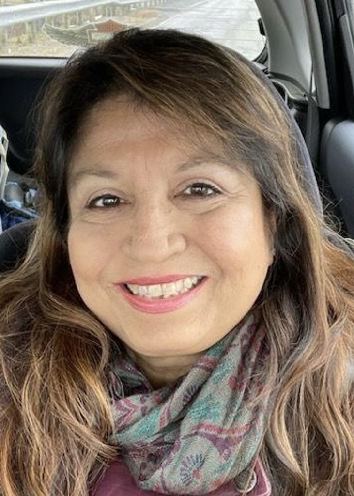 Gloria (Hernandez)  Carnes